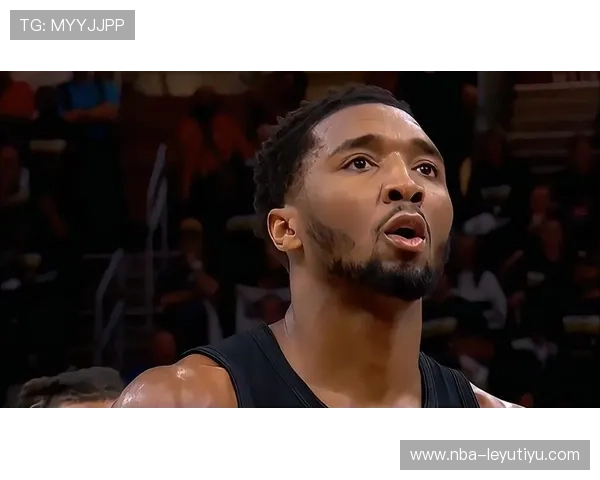 米切尔持球造犯规，爵士罚球稳定胜局